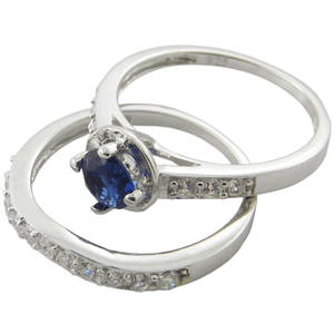 BEAUTIFUL! MUST BID! SOLID SILVER 925 MICRO SETTING RING! FIRST TIME ON R1 AUCTION! ADD EARRING!