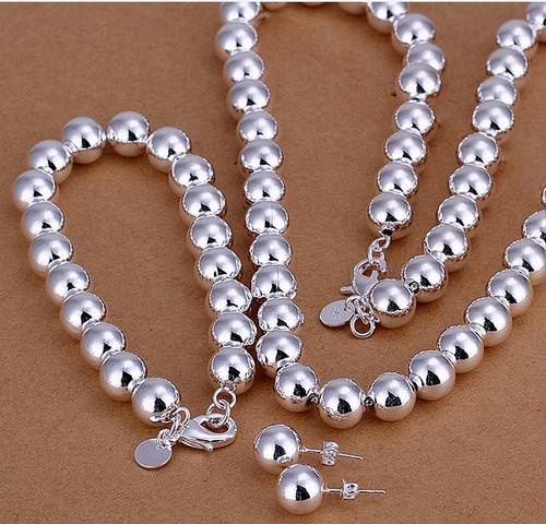 BEST OFFER! - IMPRESSIVE BEAUTIFUL SILVER BALL NECKLACE, BRACELET SET- FIRST TIME ON R1.00 AUCTION!