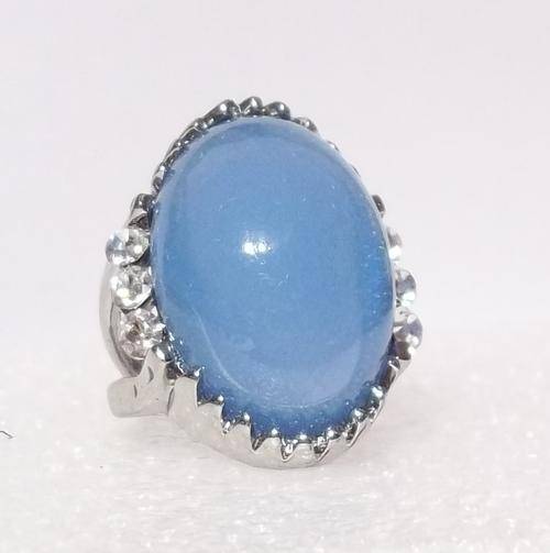 STUNNING DREAM STONE RING (7)    ABSOLUTELY BEAUTIFUL!!     -     BID NOW!!!!
