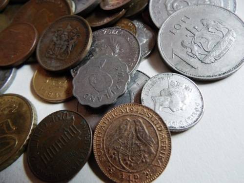 VERY NICE COLLECTABLE MIXED LOT OF WORLD COINS