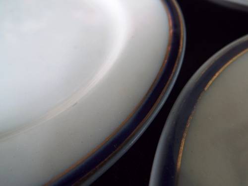 VINTAGE SMALL BLUE & WHITE PLATES x 3