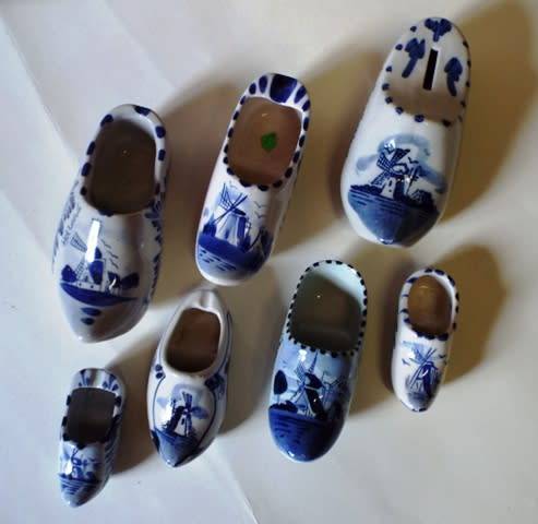 STUNNING LOT OF DUTCH CERAMIC CLOGS