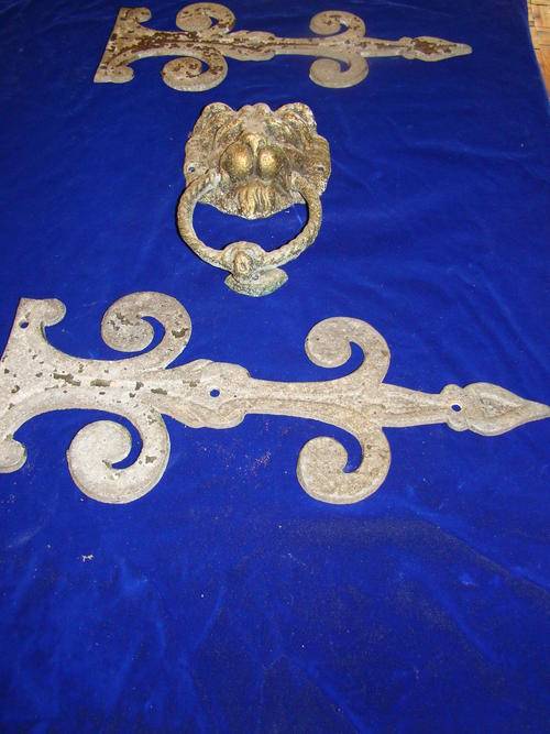 Door Knocker plus door bands