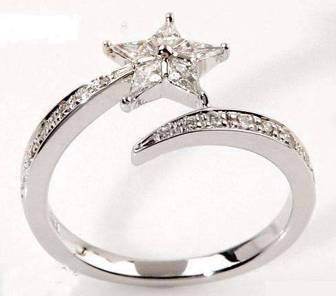 $$$ 0.20 ct REAL DIAMOND RING - WHITE GOLD, STAR,  NEW  Sz 5 $$