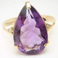 Pear Shaped AMETHYST Solid 10K yellow gold ring, Size 7