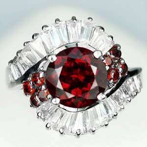 $$$ 3.23 ct Natural Dark Pink Rhodolite Garnet Ring with Sapphires - US 7.5 $$$