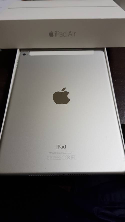 APPLE IPAD AIR 2 64GB WIFI & CELLULAR MODEL A1567 IMMACULATE CONDITION