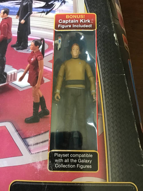 STAR TREK U.S.S.ENTERPRISE BRIDGE WITH BONUS CAPTAIN KIRK