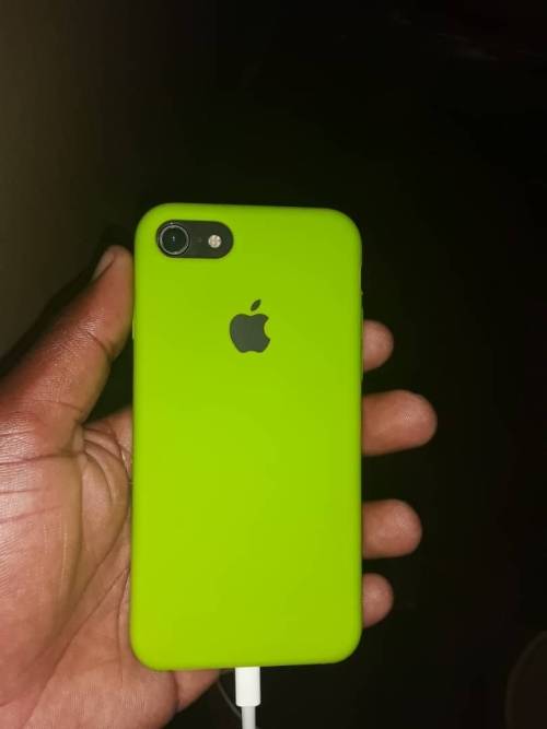 iPhone 8