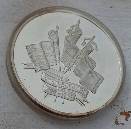 1832 -1902 Silver, Fredrick Roberts, Anglo Boer War Medallion. 41.3 gram silver