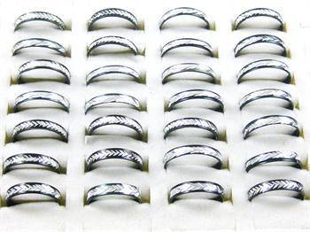 20pcs Black and White Aluminum Alloy Rings Wholesale