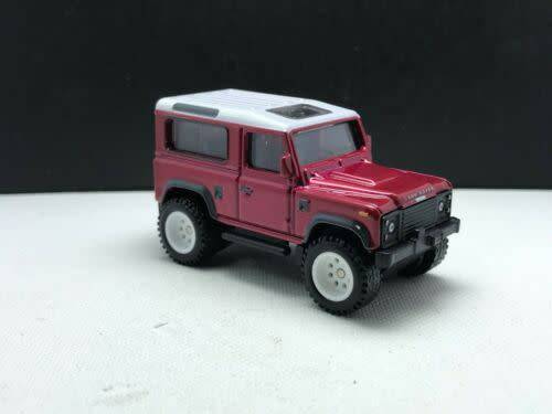 HOT WHEELS PREMIUM `BOULEVARD` LAND ROVER DEFENDER 90