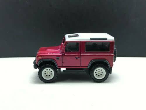 HOT WHEELS PREMIUM `BOULEVARD` LAND ROVER DEFENDER 90