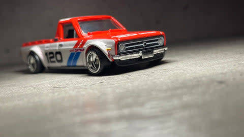 HOT WHEELS PREMIUM `BOULEVARD` 1975 BRE DATSUN SUNNY TRUCK (B120)