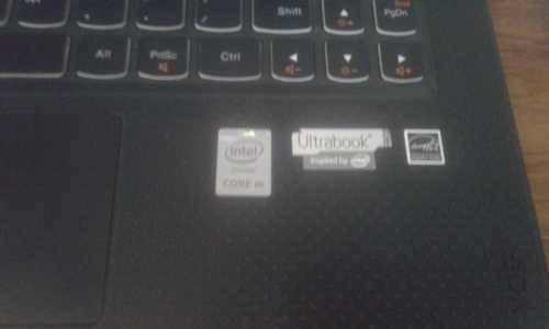 LENOVO YOGA  3 PRO - 13.3" - INTEL CORE M @ 2.6 GHZ - RESOLUTION 3200X1800  - 8 GB RAM-256 GB SSD