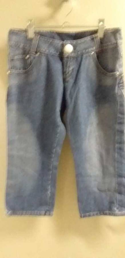 Free Clothing - 3/4 Jeans - Size 14 - Hip 102cm - Like New