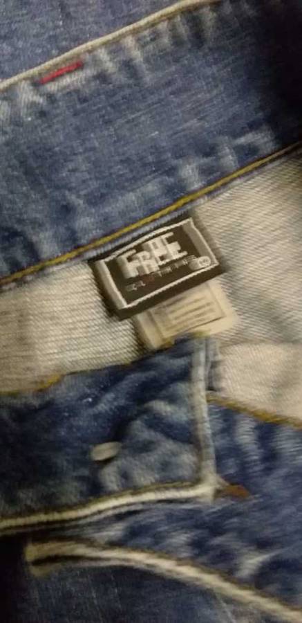 Free Clothing - 3/4 Jeans - Size 14 - Hip 102cm - Like New