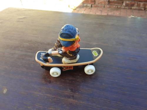 Vintage 1999 Playmate Toys Rolling Skateboarder Action Figure - Amazing Condition 100% Working