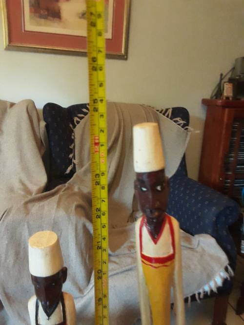 AMAZING - AFRICAN CULTURE Wooden Men 1 x 62 cm - 1 x 52 cm - AMAZING FIND