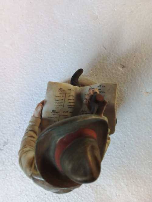 VINTAGE Man Sitting on a Rock,Reading and Smoking His Pipe - 17cm Height and 12.5 cm in Breadth