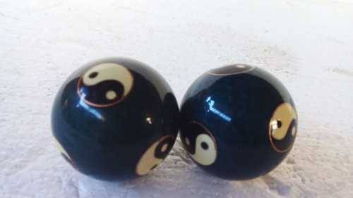 Very nice Chinese Baoding balls! - AMAZING - Metallic, harmony, worry, therapy & Chinese Meditation