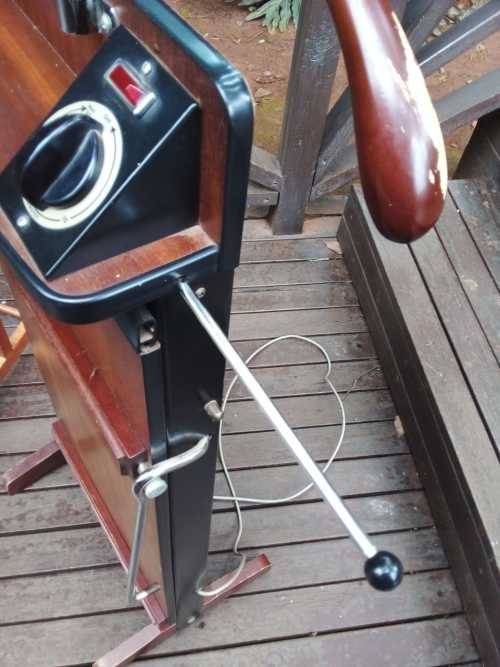 VINTAGE 2 X BUTLER STANDS - 1 X ENGLAND MAKE WITH PRESS/IRON - 1 X OAK BUTLER Compact - 100% WORKING