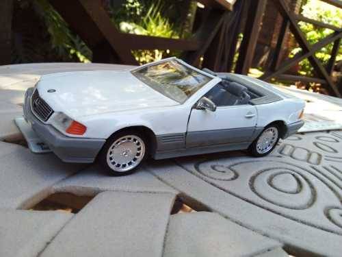 Mercedes Benz 1989 - 500SL - Die Cast Model - SS7706 - Mint Condition-  Item's are adjustable