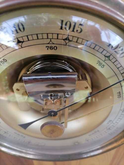 VINTAGE - PRACISIONS - Barometer west germany  - MADE FROM BRASS WITH OAK WOOD - 100% WORKING