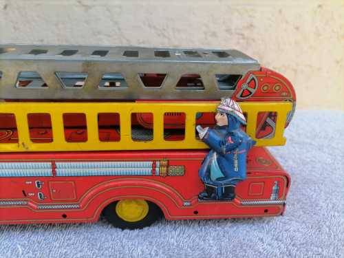 VINTAGE 1950`S FRICTION POWERED FIRE TRUCK - MASSIVE  - TIN TOY -  100% WORKING