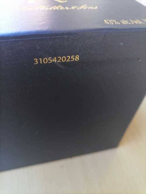 Johnnie Walker Blue Label - 750ml - GIFT PACK SET