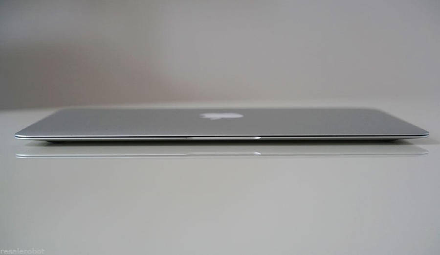 REDUCED!!! MACBOOK AIR CORE i7, 8GB RAM, 256SSD! A DREAM DEAL!!!