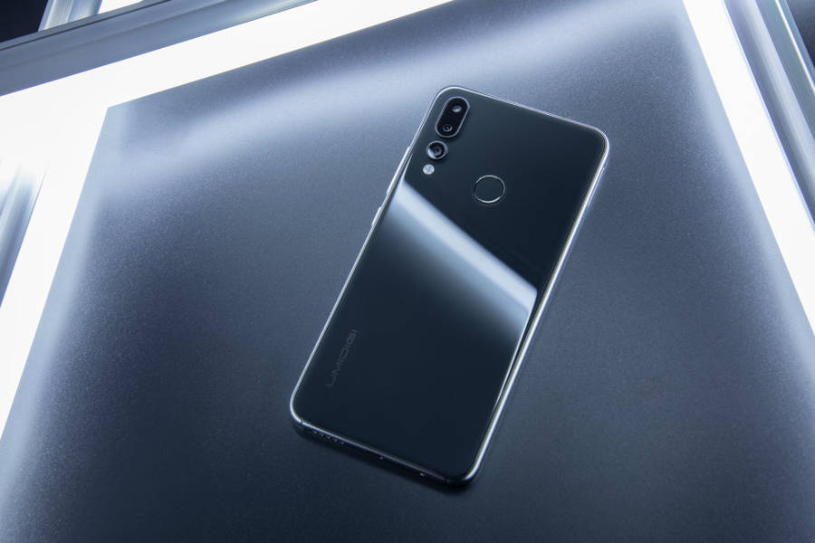 REDUCED!! UMIDIGI A5 PRO! TRIPLE CAMERA VALUE KING! BRAND NEW! FLAGSHIP LEVEL BUILD CLASS! LAST UNIT