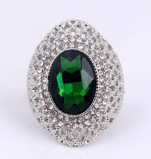 Shimmering Cr Green Emerald in 925 Sterling Silver Filled Imported Ring