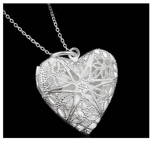 Impressive Locket  in 925 Sterling Silver & Matching Neck Chain Imported Filled with 925 Marking