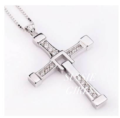 Stylish Stainless Steel Cross Pendant with FREE Matching Neck Chain