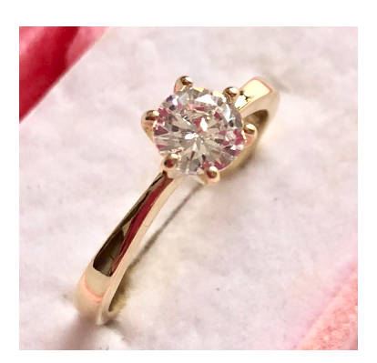 Popular **SISSYGIRLS** 1.2ct Sim. Diamond Ring Imported