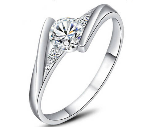 Dazzling Cr White Diamond Set in 925 Sterling Silver Ring Imported Filled Jewellery