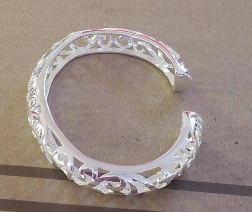 @@@@@  ABSOLUTELY MAGNIFICENT UNISEX BANGLE @@@@