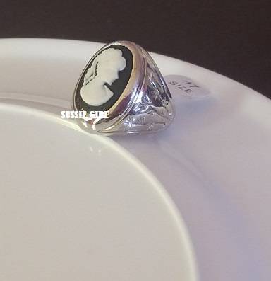 @@@@ CAMEO SET IN 925 STERLING SILVER @@@@