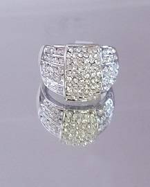BEAUTIFUL AND NEW ARRIVAL SILVER RING