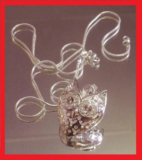 OWL SHAPE PENDANT SET IN .925 STERLING SILVER