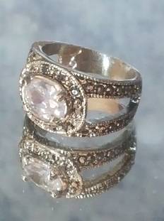 SEXY AND SASSY VINTAGE ONYX AND GARNET SIMULANT SILVER RING