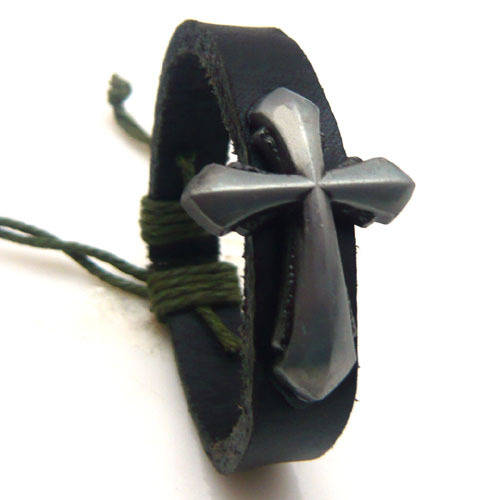 GENUINE LEATHER UNISEX BRACELET WITH STAIN AND STEEL INLAY