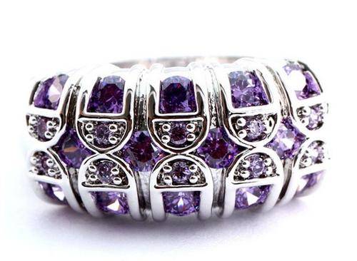 **WOW** NEWLY IMPORTED BRILLIANT CUT 925 STERLING SILVER RING