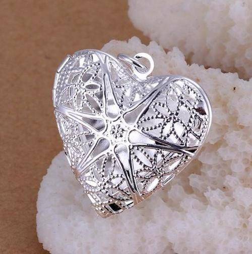 @@ Shinny @@ Detailed Heart Shape Silver Locket Pendant