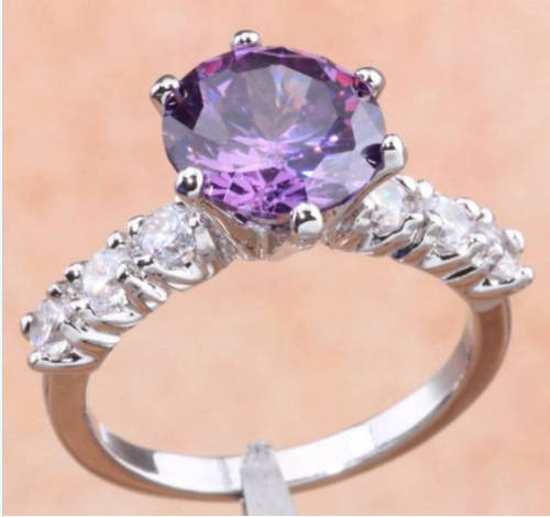 --- Size 8 -- Amethyst  & Diamond Crystals Remarkable Set in 925 Silver Ring