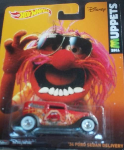 Diecast Hotwheels The Muppets '34 Ford Sedan Delivery