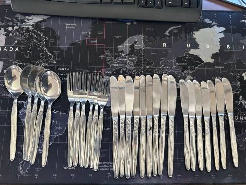STAINLESS STEEL Forks/Knives/Spoons High Quality!