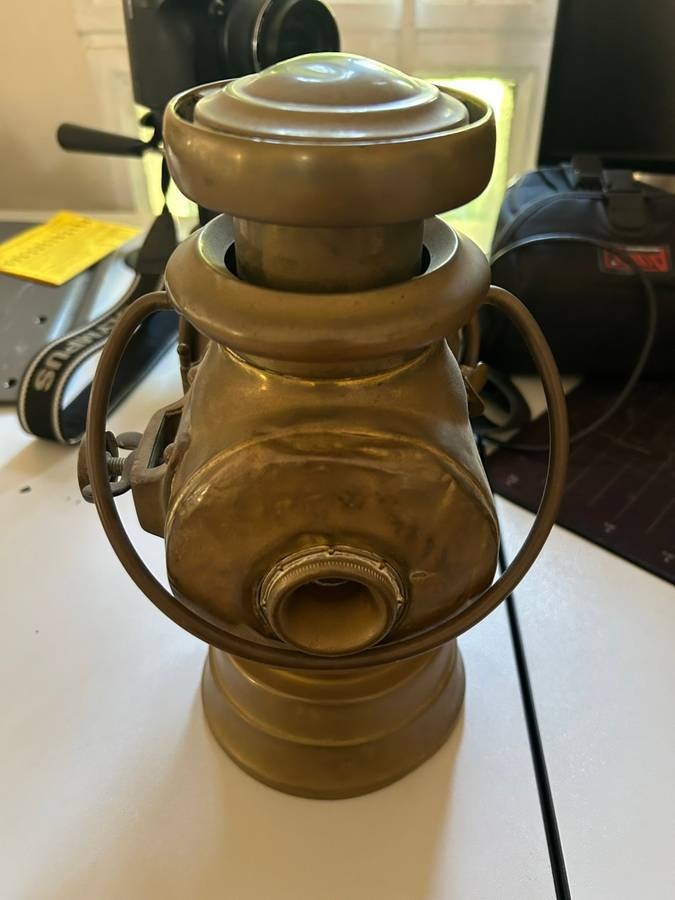 VINTAGE Lucas Lantern