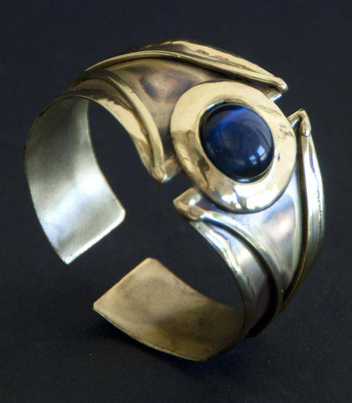 NAVY BLUE TIGERS EYE GEMSTONE CUFF BANGLE